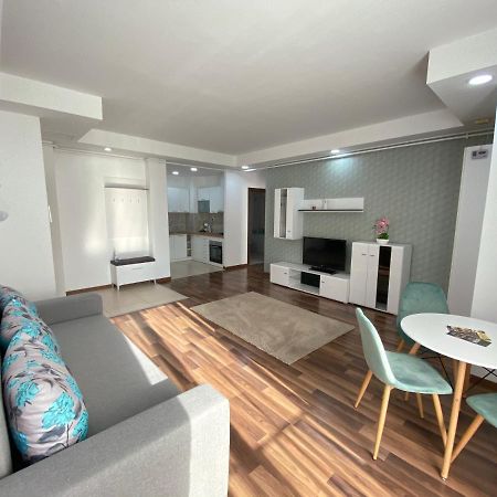 Stefanestii de Jos Green Deluxe Apartment Cosmopolis מראה חיצוני תמונה