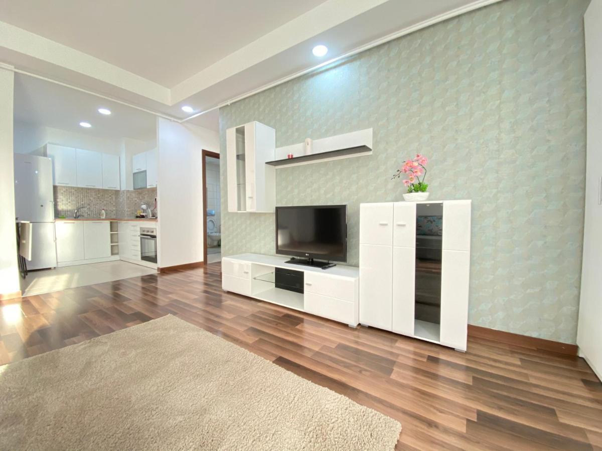 Stefanestii de Jos Green Deluxe Apartment Cosmopolis מראה חיצוני תמונה