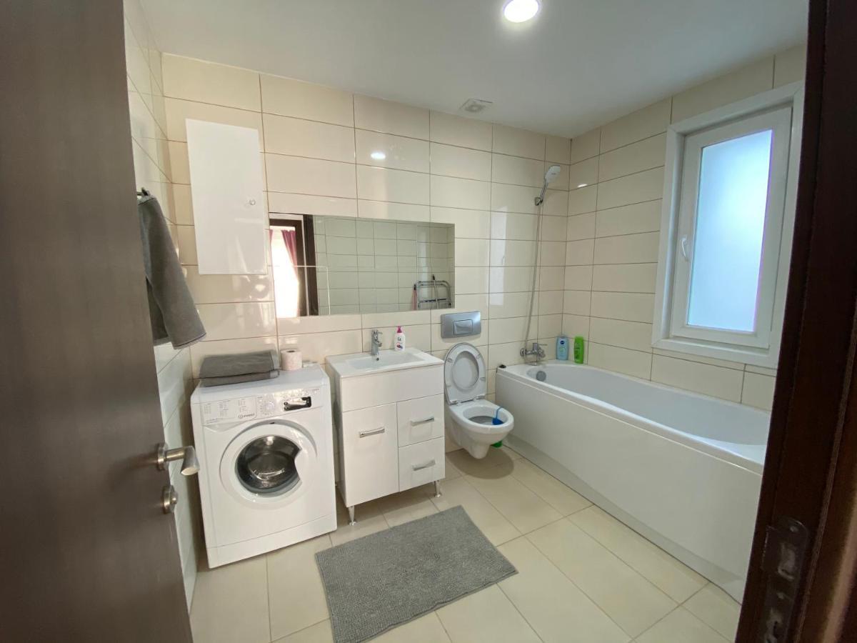 Stefanestii de Jos Green Deluxe Apartment Cosmopolis מראה חיצוני תמונה